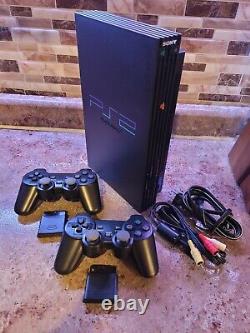 2 WIRELESS CONTROLLERS Sony PS2 Game System Gaming Console PLAYSTATION-2 Black