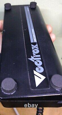 GCE Vectrex Arcade Video Game System+Controller Low Hours Smoke Free New Pads