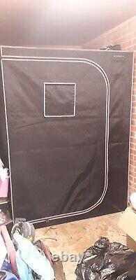Grow tent set up used