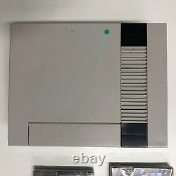 Nintendo Entertainment System Konsole+ 2 Controller+ 3 Spiele+ NES Four Score
