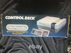 Nintendo Entertainment System NES Console Control Deck Boxed PLEASE READ