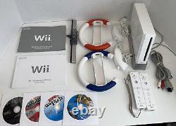 Nintendo Wii System Bundle 2 Controllers GAMES. TESTED