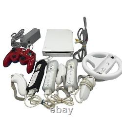 Nintendo Wii White Console RVL-001 + 4 CONTROLLER, NUNCHUK and Cables